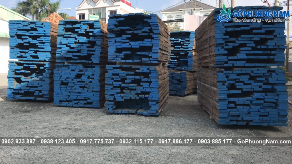 Giá 1 khối gỗ óc chó xẻ sấy tại kho sỉ lẻ
